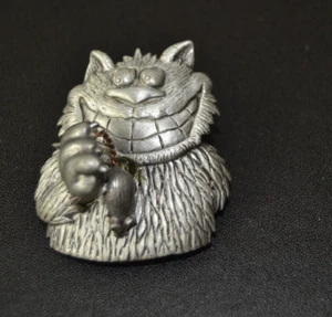 JJ Jonette SONRISA TRAVIESA GATITO GATO Broche Pin RATÓN COLGANTE Peltre Firmado De Colección - Imagen 1 de 3