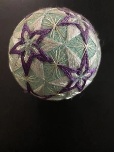 Vintage Japanese Temari/Tamari Ball*Christmas Holly Star Design - Picture 1 of 4