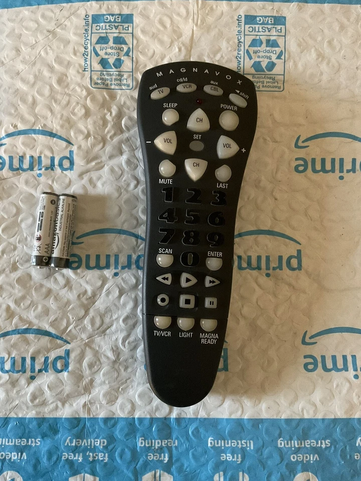 OEM Magnavox R90033 4 Function Remote Control TV/VCR/CBL/AUX  with batteries - Image 1 of 1