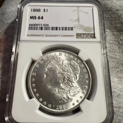 Dólar de plata Morgan 1888 $1 NGC MS64 Foto 1 de 4