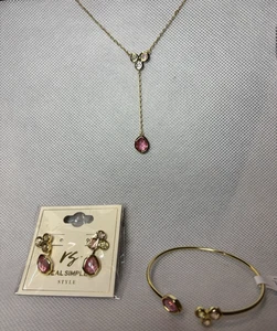 Gold Colored Matching Necklace, Earrings And Bracelet Set-Jewelry - Picture 1 of 4