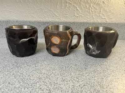 Juego de 3 tazas de resina rústica con revestimiento de acero inoxidable - tazas de aspecto de piedra Foto 1 de 4