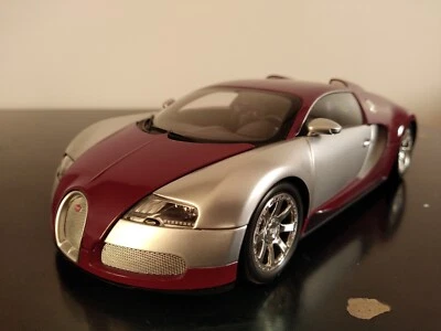 BUGATTI VEYRON EDITION CENTENAIRE MINICHAMPS 1/18 - Photo 1/4