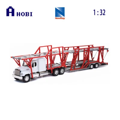 New Ray 1:32 Scale Freightliner Classic XL Car Carrier Model Toy - Image 1 of 2