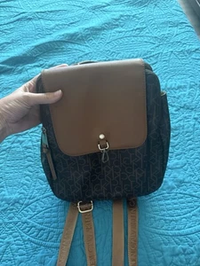 Calvin Klein Damen Rucksack Handtasche mit Reißverschluss und verstellbarem Riemen braun - Bild 1 von 5