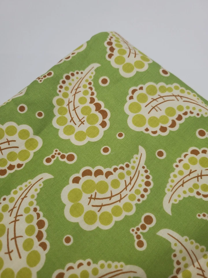 Tecido Heather Bailey Freshcut Paisley Verde Marrom Costura Colcha Artesanal QUARTO GORDO - Imagem 1 de 1