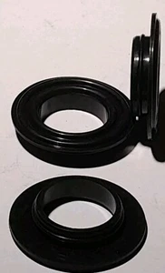 (Lot 50) NBR NEW Rubber grommets od 1 3/4" x 1" inner - Picture 1 of 7
