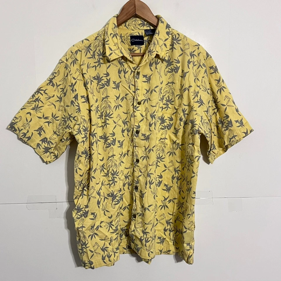Camisa Hawaiana Catalina Para Hombres Talla L Amarilla Floral Manga Corta Bolsillos Abotonados Foto 1 de 4
