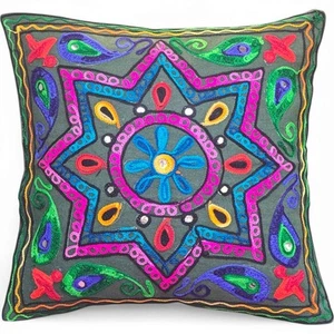 Copricuscino Boho Star Ricamato | Federa Indiana Fatta a Mano 16x16 - Foto 1 di 5