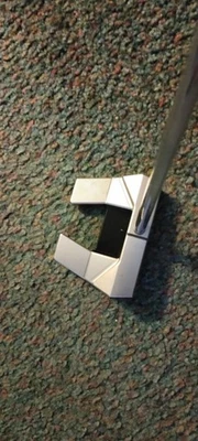 Scotty Cameron Phantom 5s Putter 35" Right-Handed - Image 1 of 4