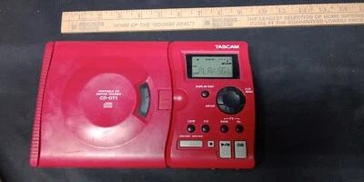 TASCAM Portable CD Guitar Trainer CD-GT1 Tested works, NO AC CORD INCLUDED - Image 1 of 4