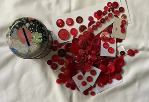 Pretty Vintage FloralMONEY BOX of RED Plastic Buttons .- All sizes/ Shades - Picture 1 of 8