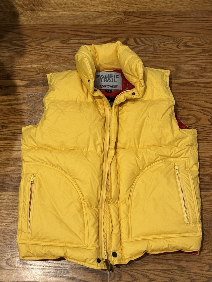 Pacific Trail Sportswear винтажный вниз жилет Sz M желтый с фазаном красный подкладка РЕДКАЯ - Изображение 1 из 4