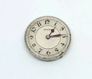 Vintage Gruen Guild 885 15J Mechanical Wrist Watch Movement For Repair - Picture 1 of 3