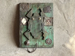 RARO GANCHO/IMAGEN COLGANTE DE PARED DE MADERA DE COLOR ANTIGUO SÓLIDO Y TRABAJO A MANO - Imagen 1 de 16