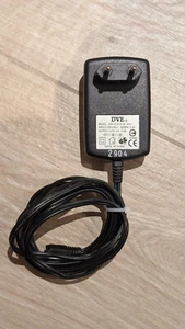 DVE DSA-0151A-06 A DC 6V= 2A 12W Netzteil Ladegerät 4mm Hohlstecker - Afbeelding 1 van 1