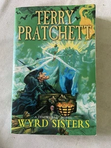 Wyrd SistersTerry Pratchett A Discworld Novel Paperback - Picture 1 of 3