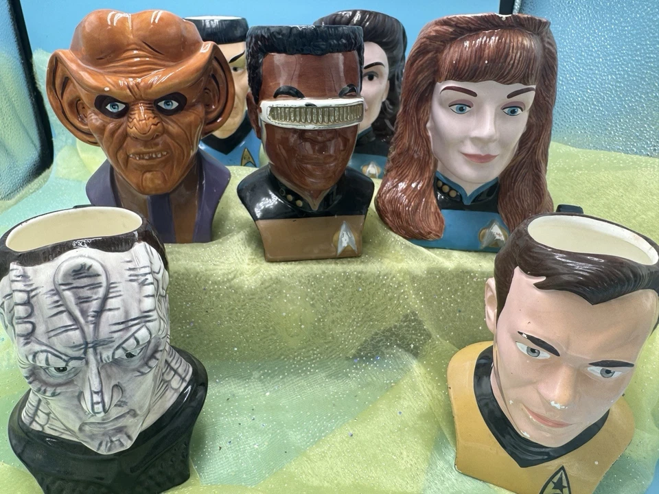 7 STAR TREK FIGURAL CERAMIC MUG APPLAUSE CUP LIMITED 1ST EDITION 1994 (As is) - Image 1 of 4