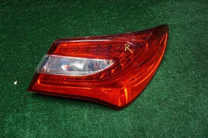 2011 2012 2013 2014 CHRYSLER 200 TAIL LIGHT PASSENEGER SIDE OEM 5182524AE - Picture 1 of 3