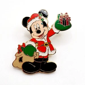 Disney Santa Mickey Mouse Pin Made For Walt Disney Travel Co. Christmas Holidays - Picture 1 of 5