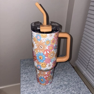 Vaso Simply Southern 40 oz diseño groovy caras felices, flores, signos de paz NUEVO Foto 1 de 3