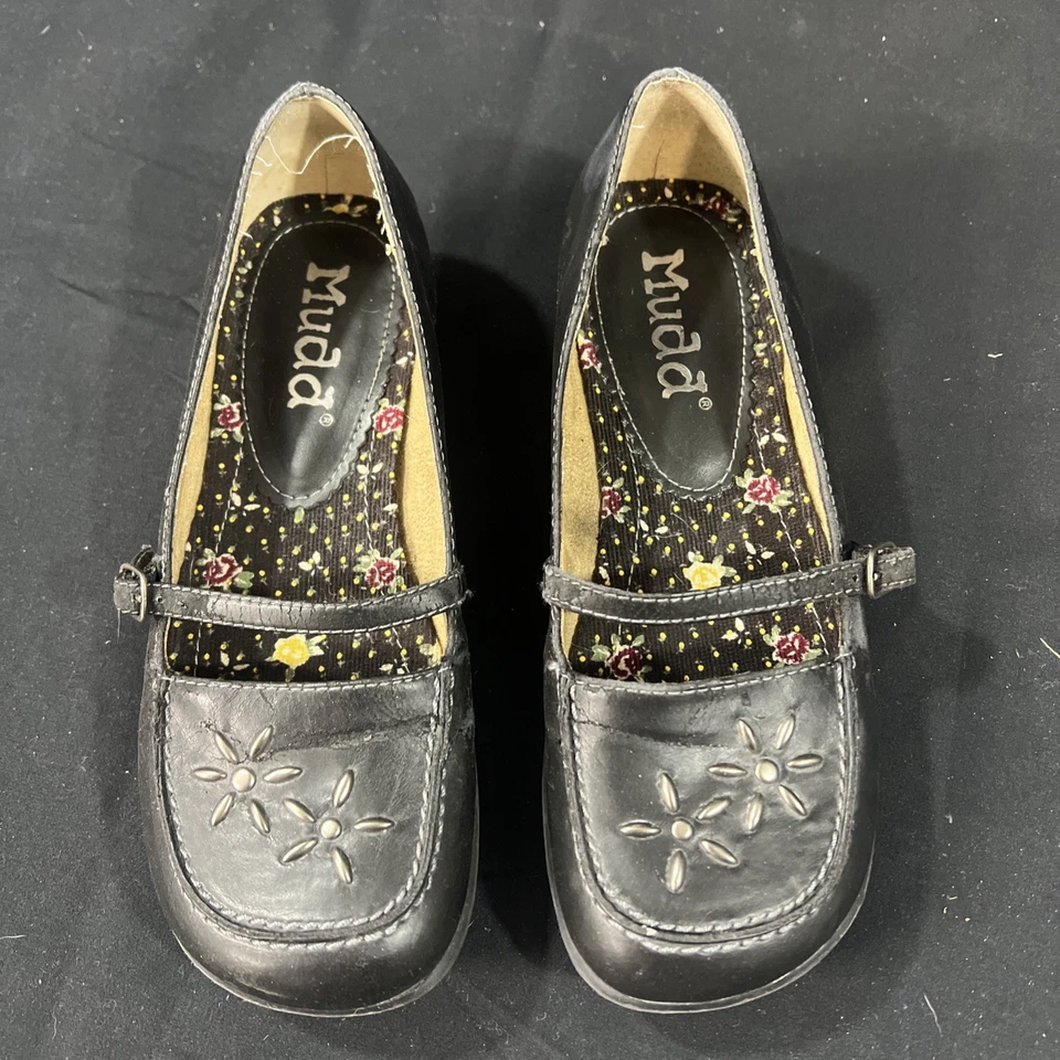 Zapatos Mary Jane años 90 negros MUDD florales con cuentas con correa en el empeine 6M Foto 1 de 4