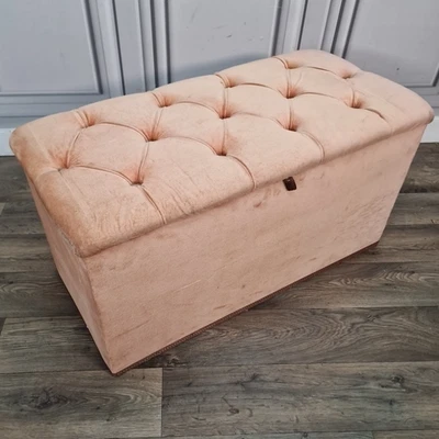 Vintage Blanket Box Ottoman – Velvet Upholstery – Buttoned Lid Storage Trunk - Image 1 of 4