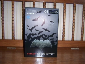 DC Comics BATMAN Finders Keyper Loot Crate Edition  - Picture 1 of 6