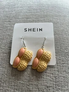 BNWT SHEIN peanut drop style earrings, plastic, unusual, food, nuts, nut - Picture 1 of 1