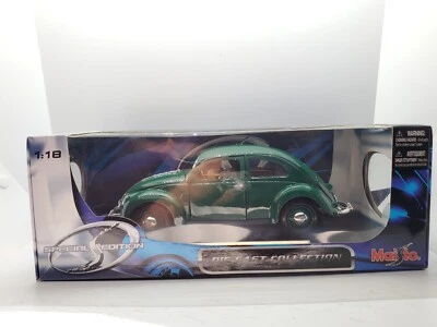 Maisto 1951 Volkswagen Bug 1:18 Diecast Car - Image 1 of 4