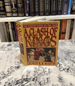 A Clash of Kings von George RR Martin (gebundenes Buch Club-Ausgabe v. Chr., sehr guter Zustand - Bild 1 von 17