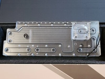 Placa de distribución BYKSKI RGV-GV-AC700G-P para Gigabyte Aorus C700 (BOMBA NO INCLUIDA) Foto 1 de 3