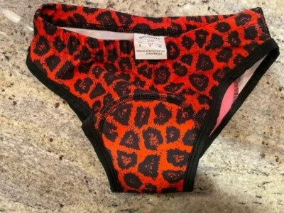 WOSAWE CALZONCILLOS CICLISMO ROJO/NEGRO MUJER TALLA PEQUEÑA Foto 1 de 4