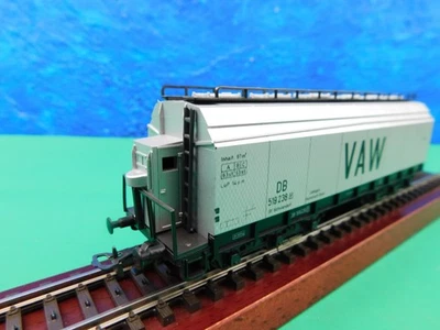 E20 Liliput H0 Güterwagen mit Brhs DB Tonerdewagen VAW - Bild 1 von 4