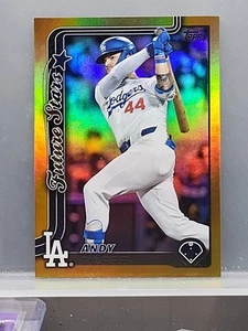 Serie Topps 2025 2 páginas Andy paralelo dorado #/50 -LOS ANGELES DODGERS- - Imagen 1 de 2