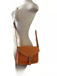 Borsa a tracolla Angela Roi in pelle vegan pesca/arancia - elegante e cruelty free - Foto 1 di 15