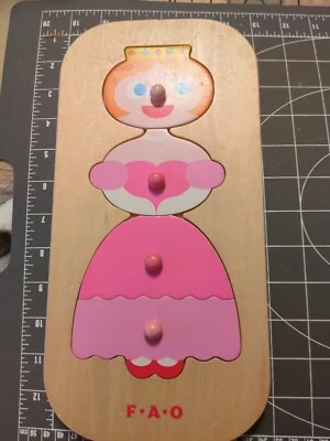 Used wood puzzle Vintage Early Learning FAO Pretty pink Peg Princess Queen Crown - Image 1 of 4
