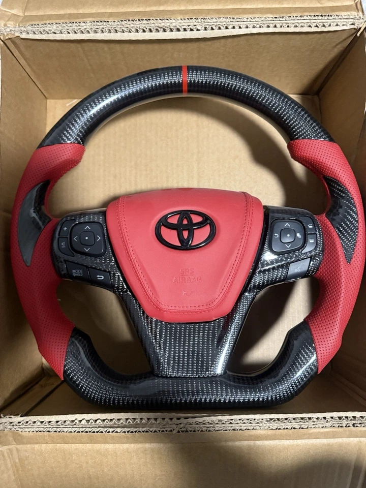 Volante de fibra de carbono real Toyota Camry 2014-2017 cuero rojo actualización deportiva Foto 1 de 3