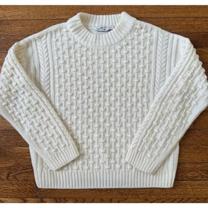 Vineyard Vines Girls' Cream Dotted Knit Sweater Size 14 - Picture 1 of 4
