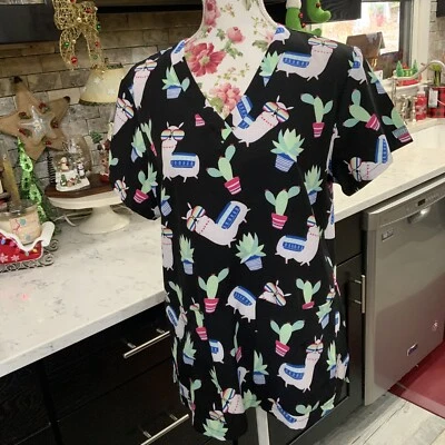 Med Couture Scrub Top Pockets Llama Print Size Large V Neck Black Multicolor New - Image 1 of 4
