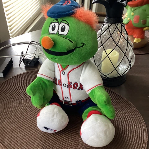Wally Plush Boston Red Sox Sings Sweet Caroline MLB Baseball Toy Green Monster Cover