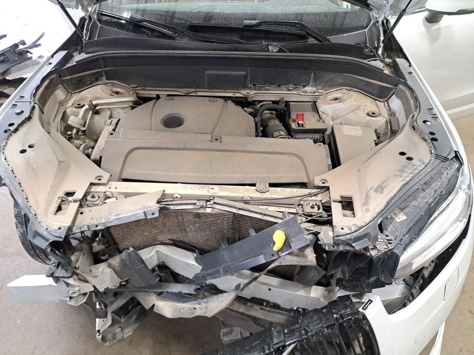 Unidad de actuador/bomba de freno antibloqueo Abs 2017 Xc90 Sku#4185672 Foto 1 de 4