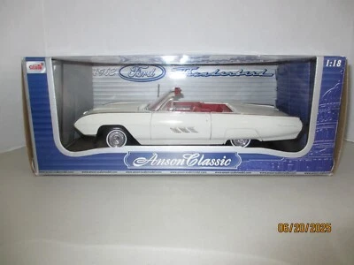 ANSON 1963 WHITE FORD THUNDERBIRD #30344 1:18 SALE DIE CAST - Image 1 of 4