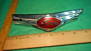 BK87 Ford Perfect E93A Motorhaube Nase Emblem Oldtimer rot Emaille 1938-48 J FRAY - Bild 1 von 5