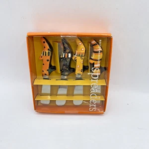 2006-(4) Boston Warehouse Witch's Brew Shoes Halloween Cheese Dip Spreaders NIB - Picture 1 of 7