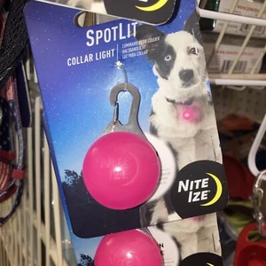 Nite Ize SpotLit Collar Light - Pink Plastic - Picture 1 of 2