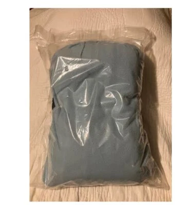 Telón de fondo resistente a las arrugas Westcott 8x13' X-Drop Pro, azul pastel #847S Foto 1 de 3