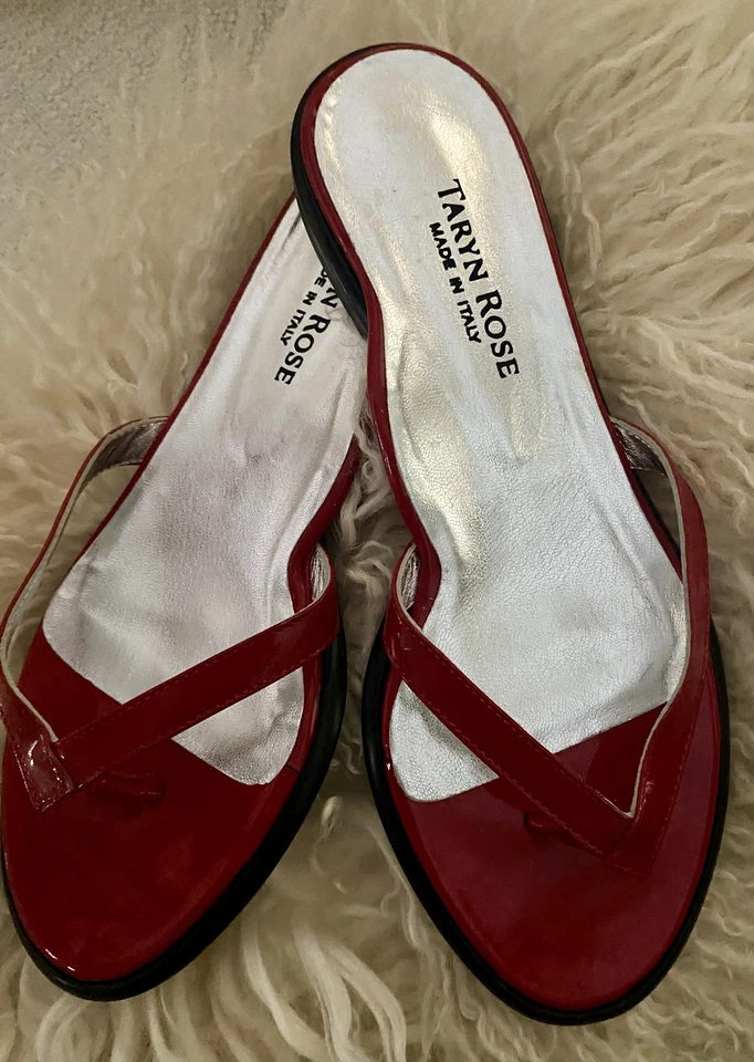 Chanclas Taryn Rose nuevas de charol rojo Foto 1 de 4