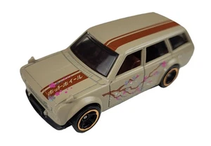 Hot Wheels 2021 Nightburnerz 5-Pack • '71 Datsun Bluebird 510 Wagon • Beige Car - Bild 1 von 3