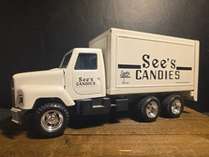 Vintage 1987 International Ertl Truck 1:32 See's Candies Pressed Steel Metal. - Picture 1 of 18